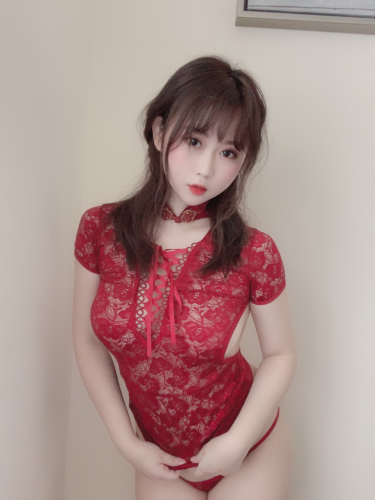 It's yi Jiang. - Red cheongsam(5)